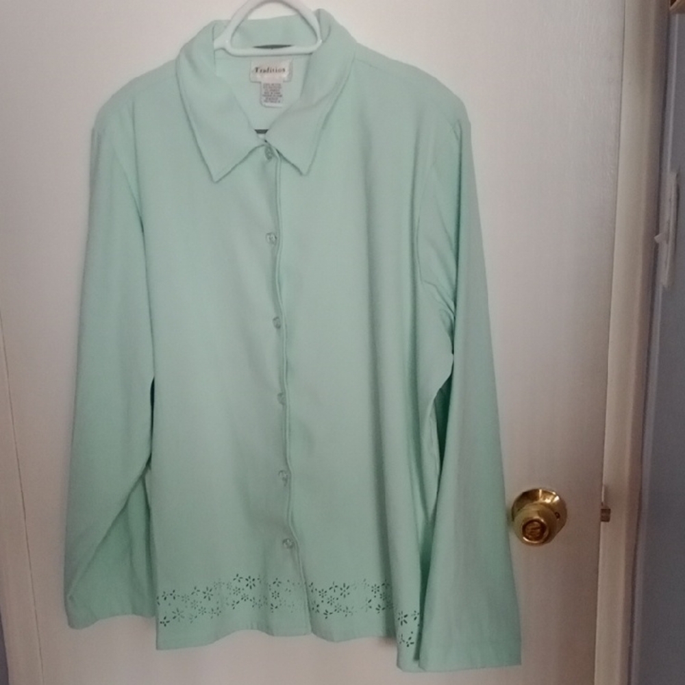 Vintage Pit To Pit 24.Women's Mint Button Down Shirt